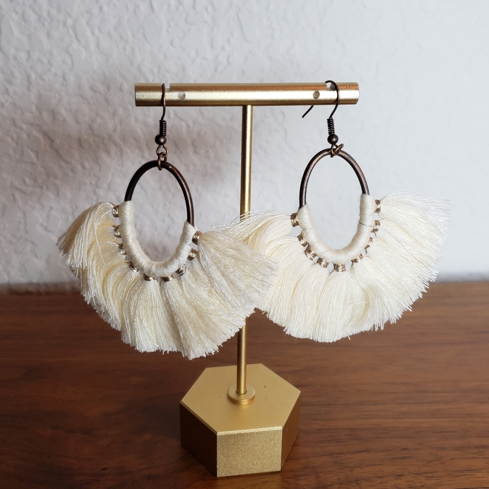Boho Tassel Oval Earings - Cream and Bronze